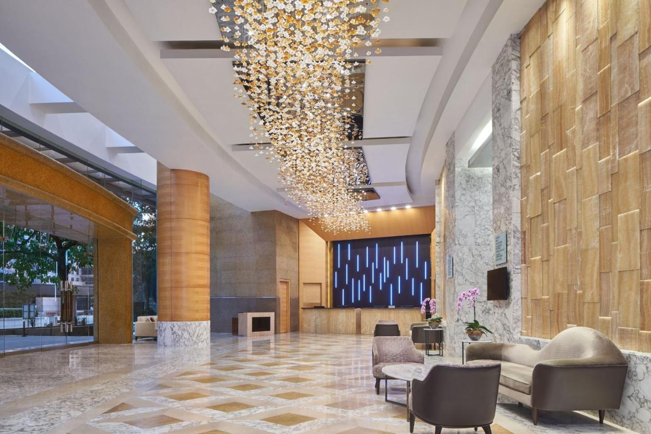 The Westin Kuala Lumpur Ξενοδοχείο Εξωτερικό φωτογραφία The lobby of the hotel