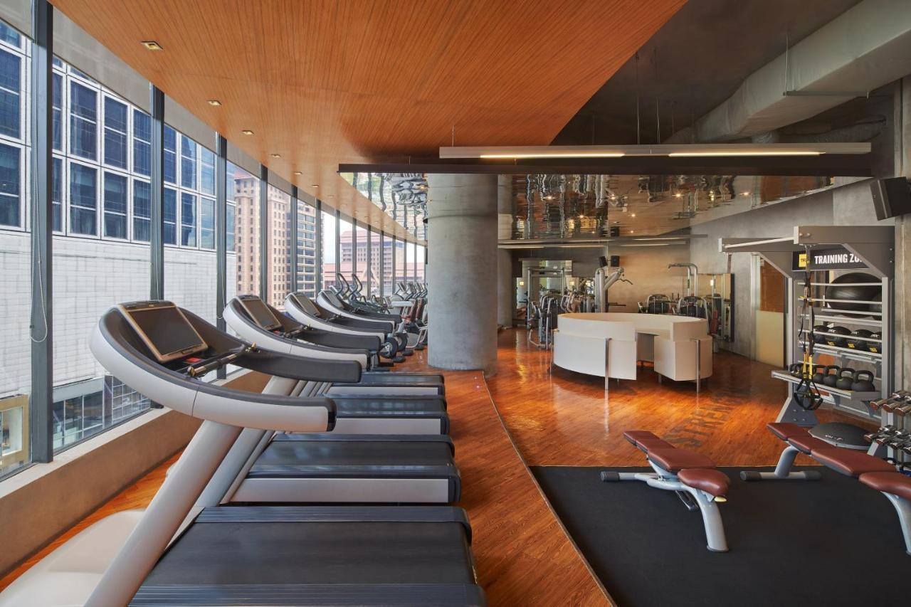 The Westin Kuala Lumpur Ξενοδοχείο Εξωτερικό φωτογραφία The gym at the 57th floor