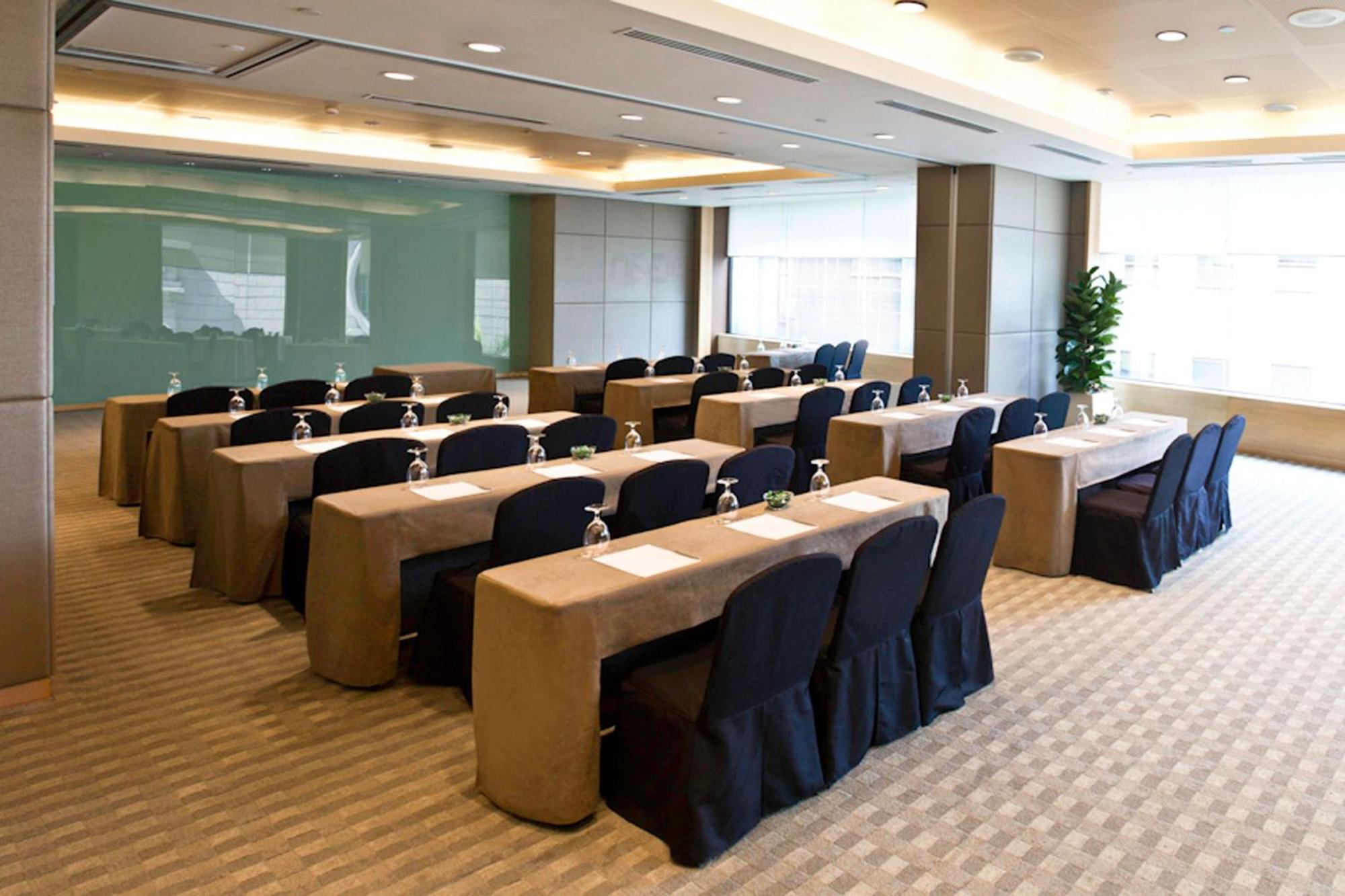 The Westin Kuala Lumpur Ξενοδοχείο Εξωτερικό φωτογραφία A typical classroom layout